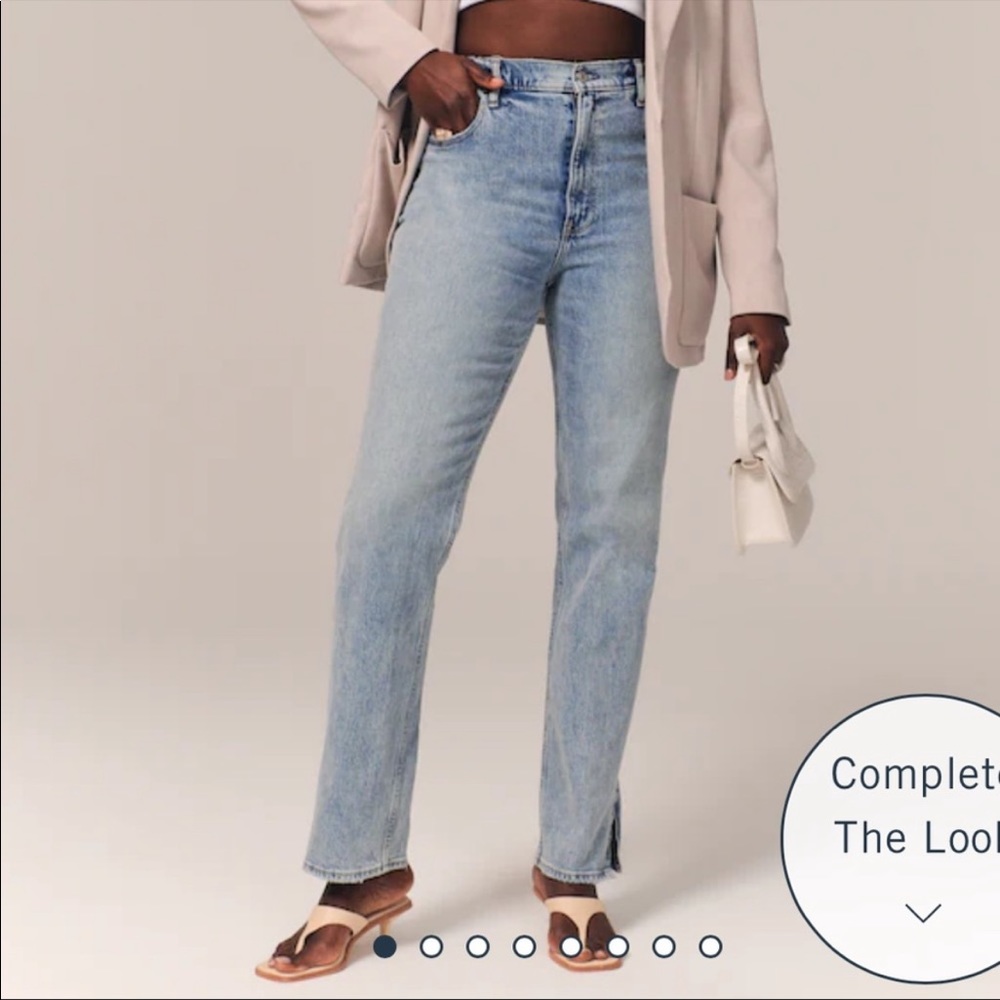 NWT Abercrombie Curve Love 90’s Relaxed Jean